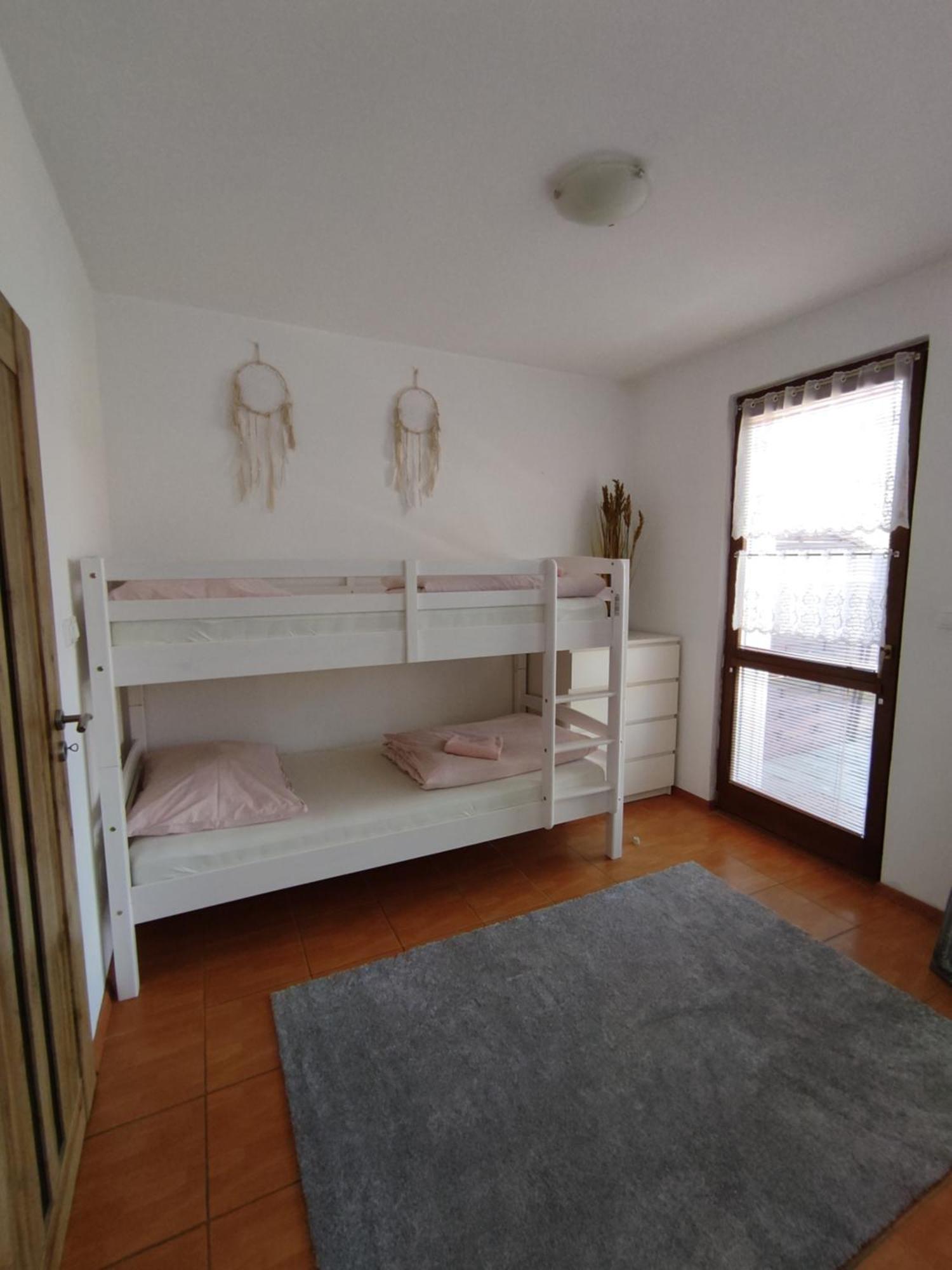 Appartamento Ubytovani Ema Valtice Esterno foto